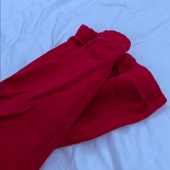 red sweat pants - Picture 3 of 3